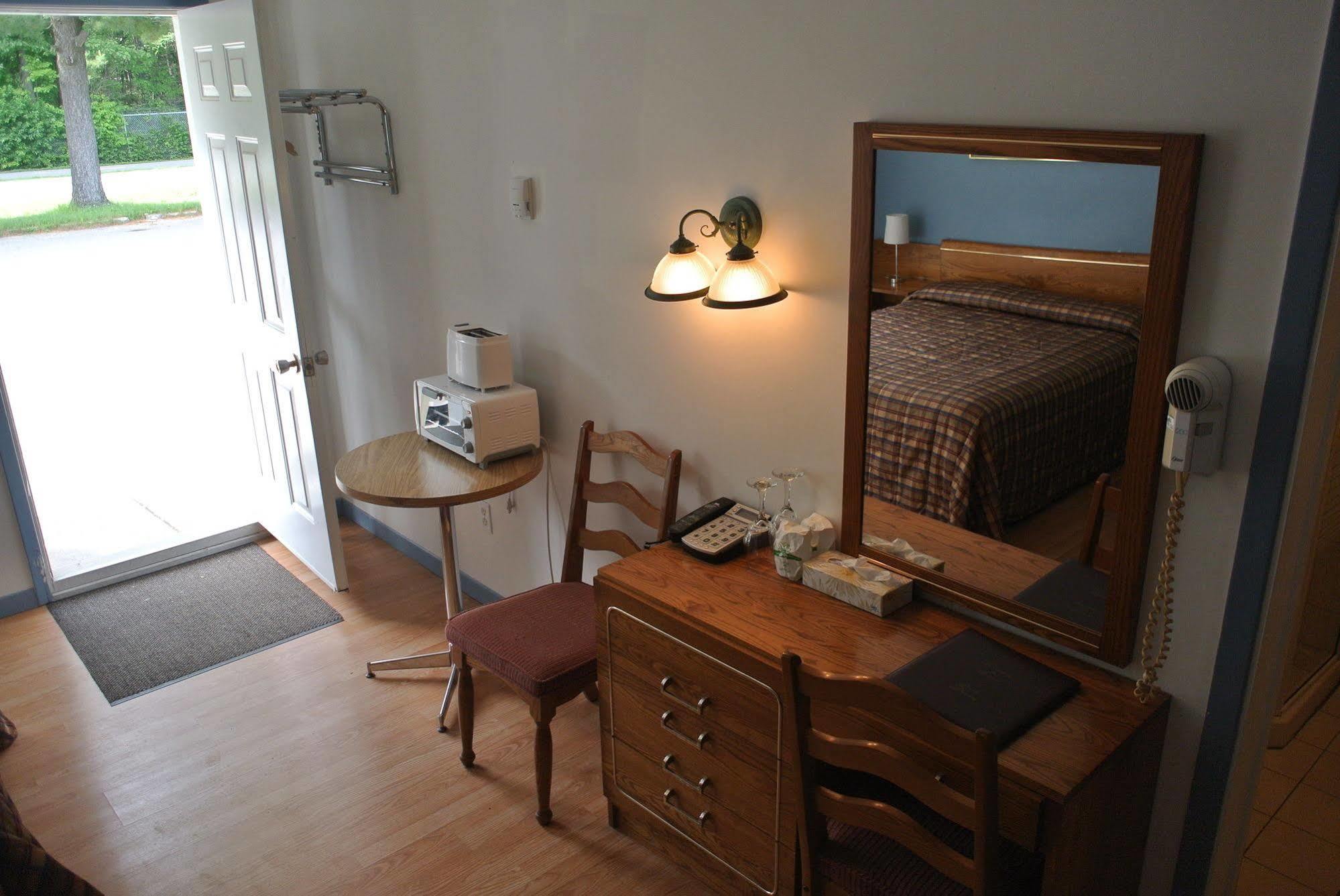 Motel Bonsoir Жольет Экстерьер фото